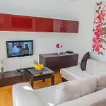 Apartment Olea, Two-Bedroom Duplex Suite Near Znjan Beach