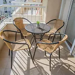 Olea, Two-Bedroom Duplex Suite Near Znjan Beach Apartment Split