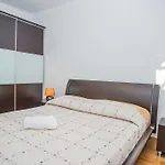 Olea, Two-Bedroom Duplex Suite Near Znjan Beach Split